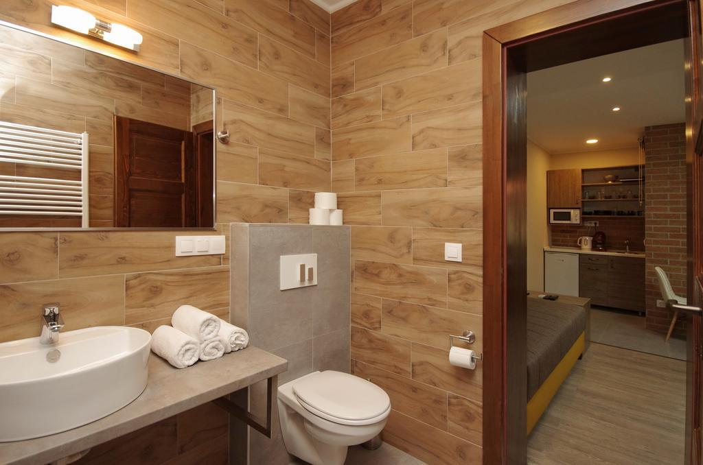Mosoly Deluxe Apartman Гюла Екстериор снимка